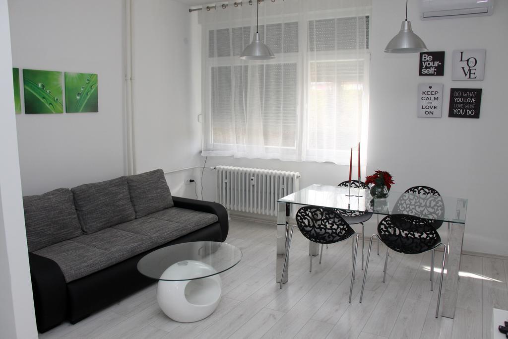 Ka Star Apartment Karlovac Bagian luar foto