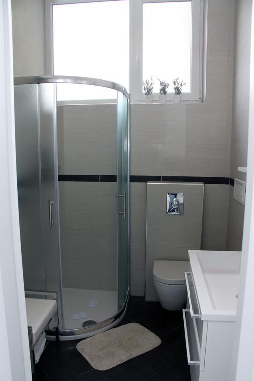 Ka Star Apartment Karlovac Bagian luar foto