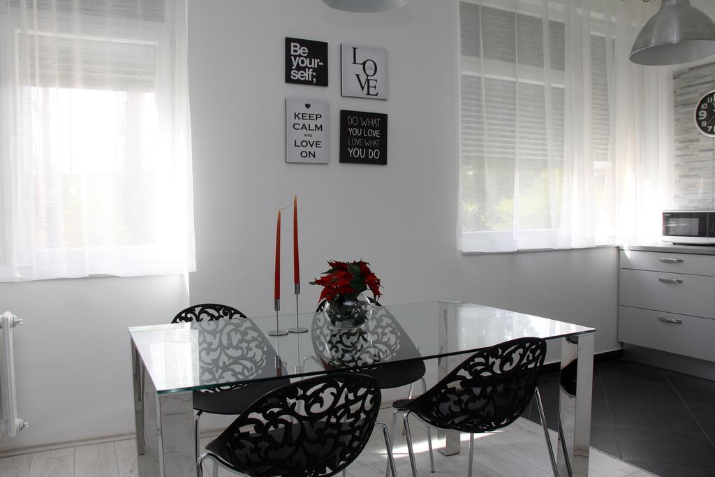 Ka Star Apartment Karlovac Bagian luar foto